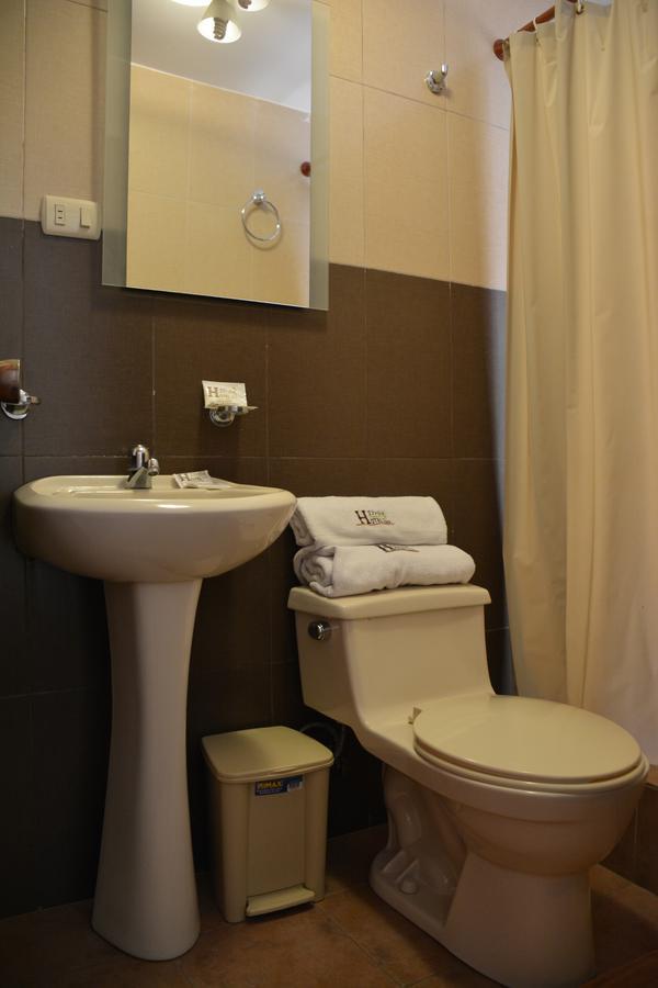 Hotel Elvita Spa Baños Exteriör bild