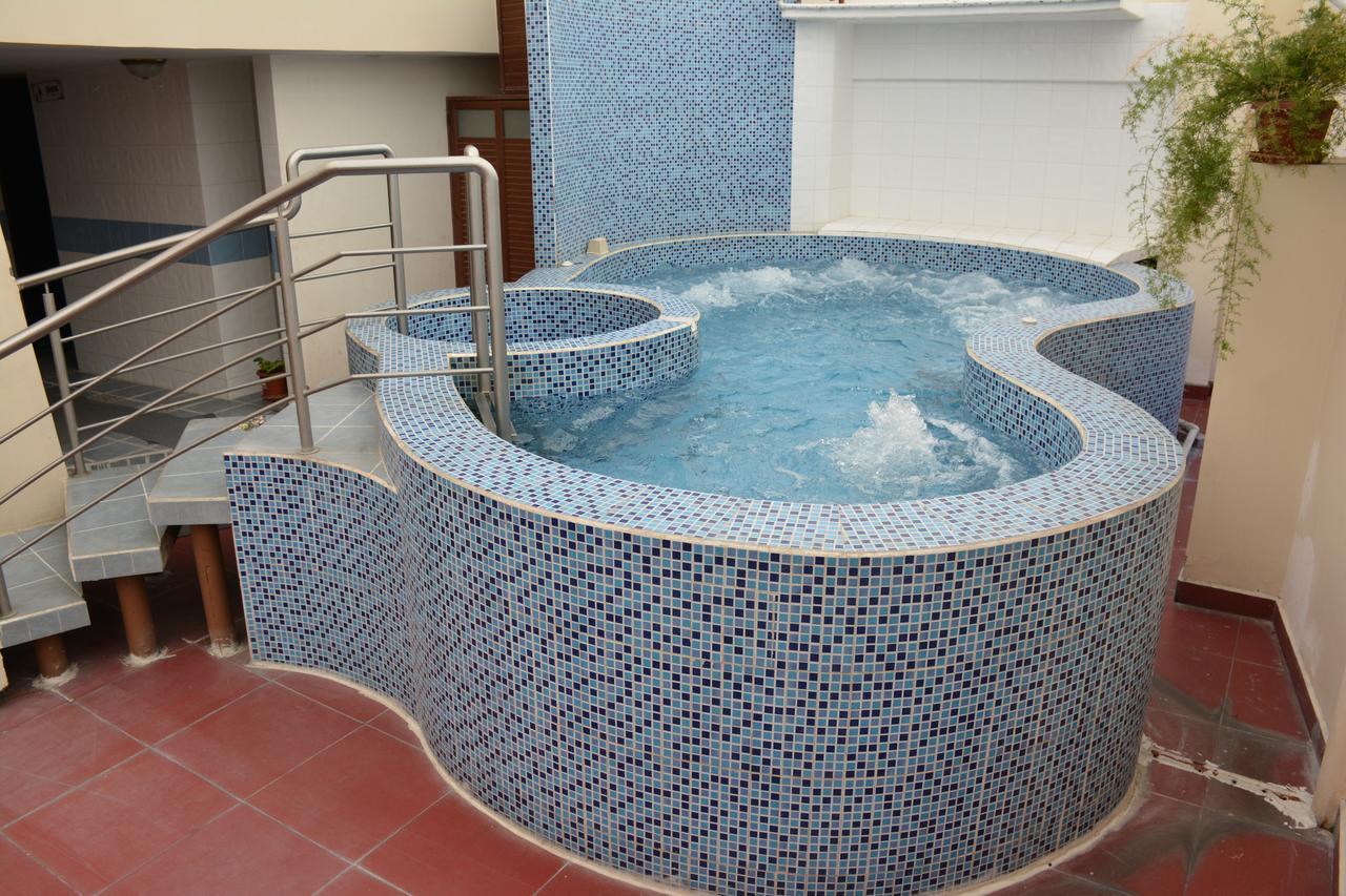 Hotel Elvita Spa Baños Exteriör bild